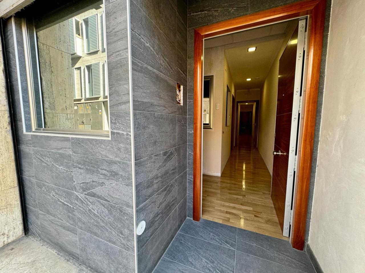 local en montcada-i-reixac · montcada-centro 119900€