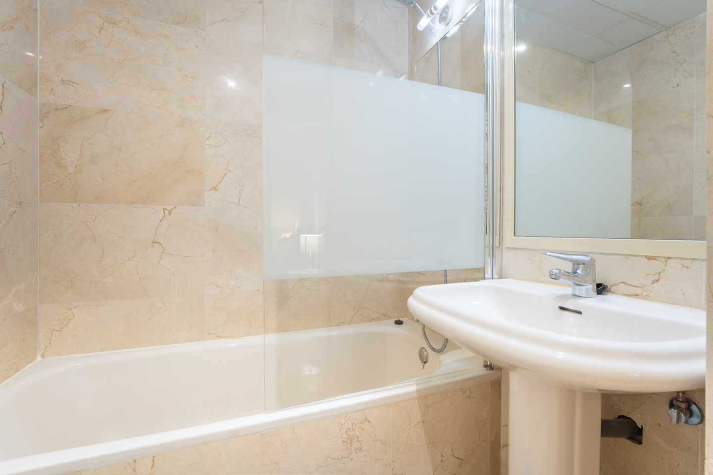 pisos en madrid · calle-de-la-magdalena-28012 2200€