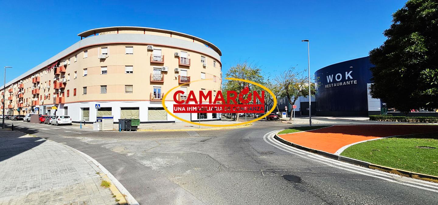 Local en venta en Camas de 60 m2 REF:03654