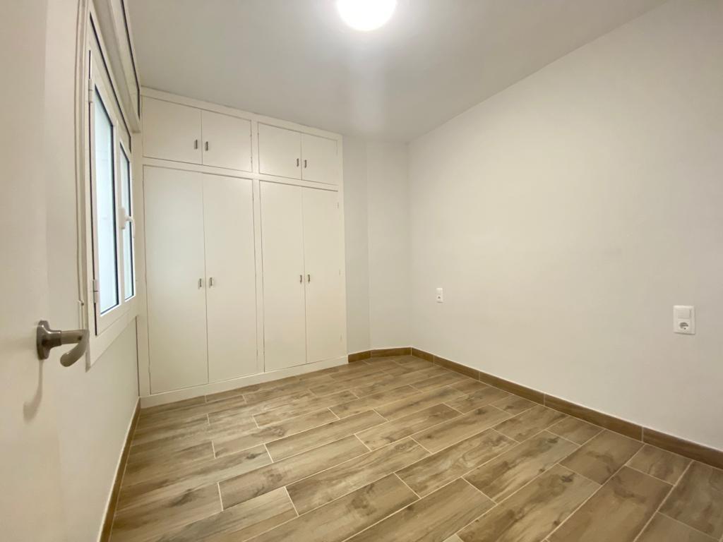 pisos en barcelona · carrer-de-floridablanca-08015 265000€