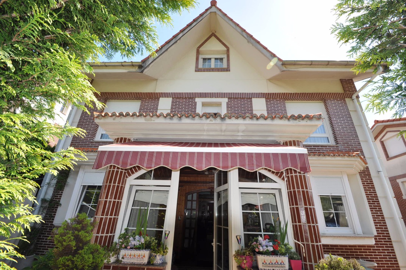 Casa / Chalet en venta en Castro Urdiales de 550 m2 3110 Nº 1 en