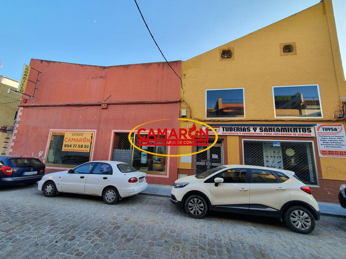 Local en venta en Coria del Río de 603 m2 REF:00588
