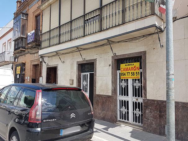 Local en alquiler en Coria del Río de 92 m2 REF:01747
